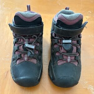 Keen Hiking Boots